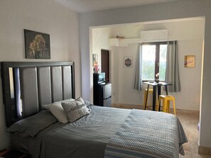 1 soverom, strykejern/-brett, wi-fi og sengetøy