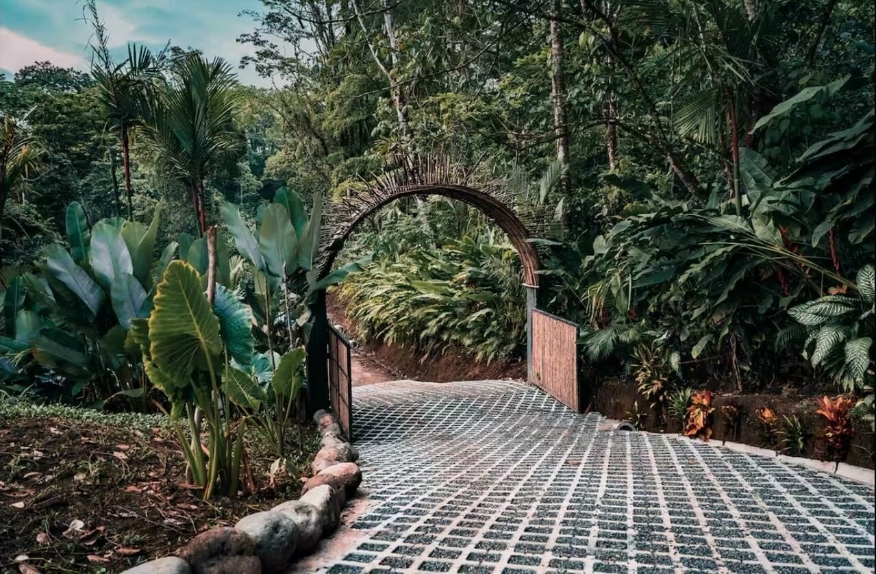 Bagian depan properti