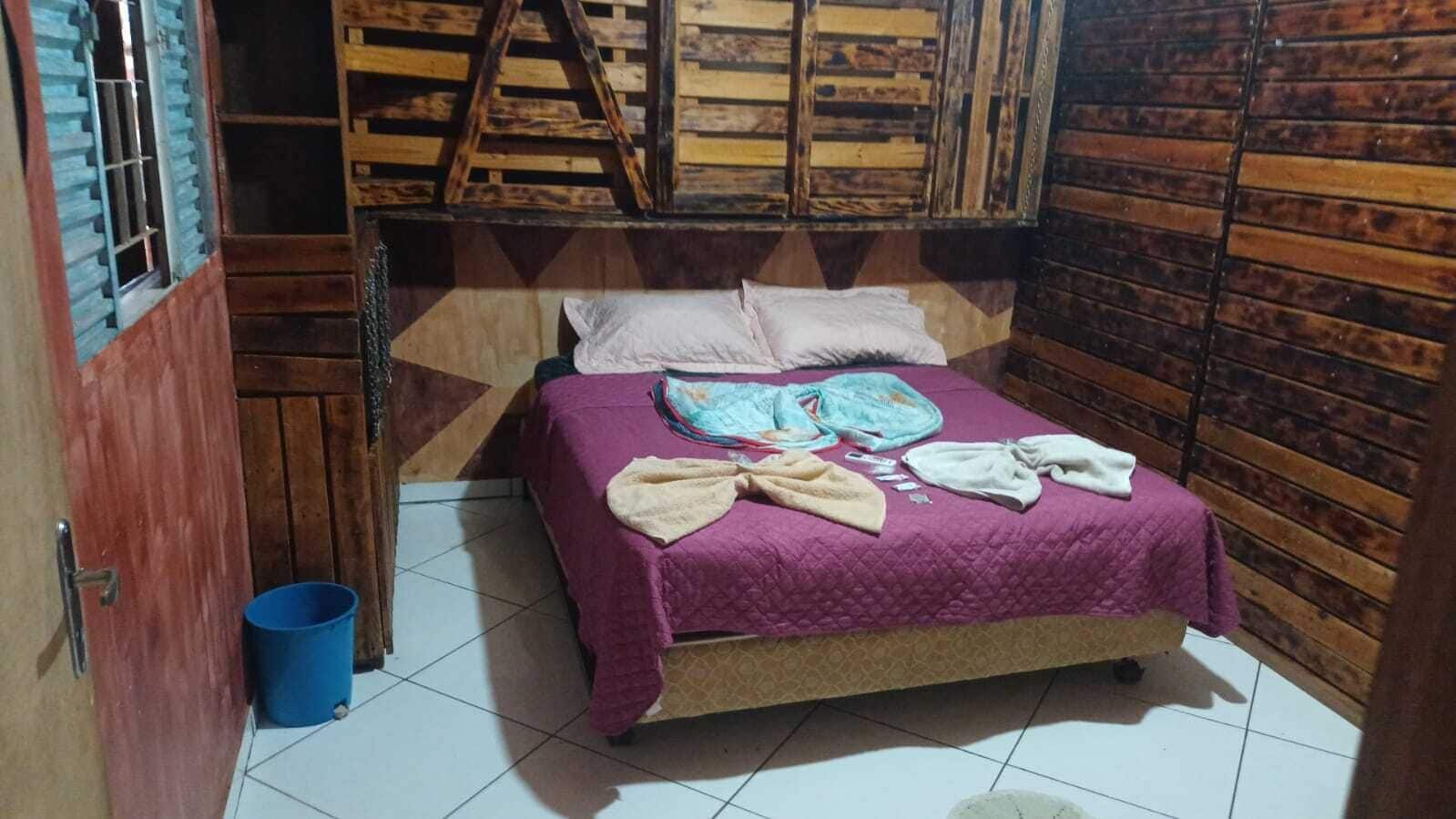 Fer et planche à repasser, lits bébé (gratuits), Wi-Fi gratuit