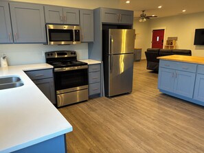 Microwave, stovetop, dishwasher