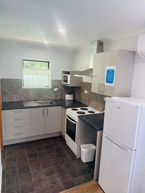 Deluxe Apartment | Private kitchen