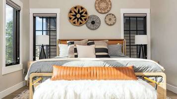 4 chambres, fer et planche à repasser, lit parapluie, Wi-Fi