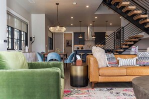 TV, fireplace, offices