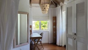 4 chambres, fer et planche à repasser, Wi-Fi, draps fournis