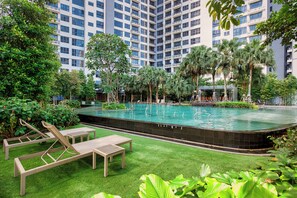 15 piscinas al aire libre