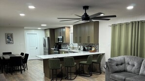 Unclassified image, 4 of 27, button - Amazing Home Away From Home (Valdosta)