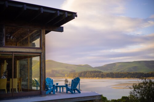 Korimako Lodge, Stunning view and wildlife, your piece of quiet in New Zealand