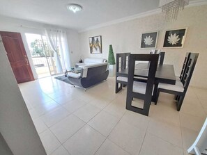 Smart TV 43 pulgadas con canales de televisión por cable