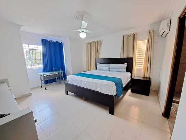 Comfort Apartment, Balcony, City View