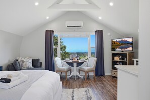 Lit parapluie, Wi-Fi gratuit, draps fournis