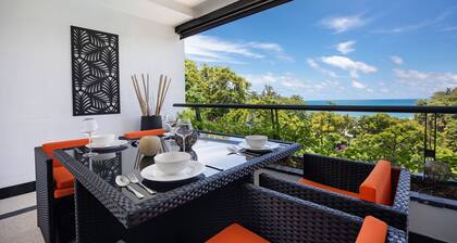 Kata Beach Luxury Condo; 5 min walk to beach - 85 sqm - Customer Rating: 10/10