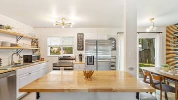 Microwave, oven, stovetop, dishwasher