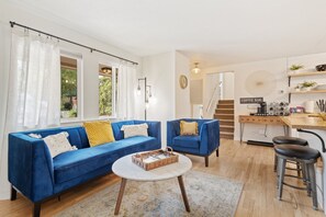 Interior - Olympic City Gold! 3bd Central CoSprings Fun & Firepit Near Palmer Park, UCCS
(Colorado Springs)