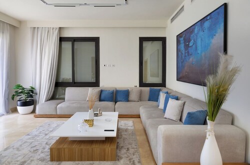 3-bedroom apartment With Private Garden In Allegria Residence - sheikh zayed