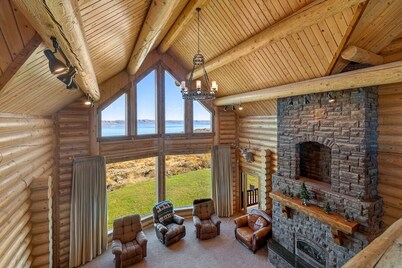 POOL in Cabin, Sleeps 55+, Tons of Parking