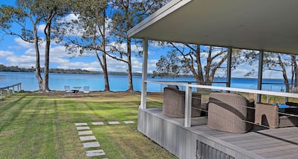Billyz Basin by Experience Jervis Bay