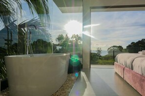 4 Schlafzimmer, Schreibtisch, Bügeleisen/Bügelbrett, kostenloses WLAN