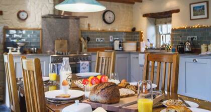 Converted Buttery Cottage in Pembrokeshire
