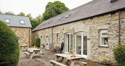 Granary Cottage at Scolton Cottages - Indoor pool
