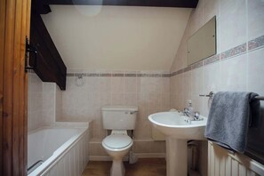 Unclassified image, 2 of 30, button - Family-Friendly Cottage with Heated Indoor Pool (Haverfordwest)