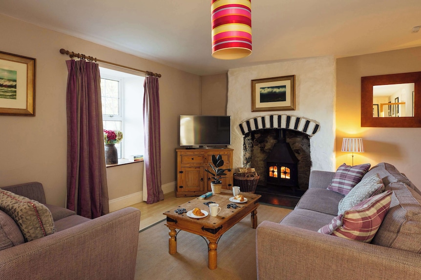 Coastal Farmhouse Retreat | By The Sea | Garden - Pembrokeshire