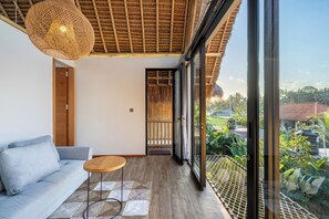 Villa | Coin séjour | Télévision à écran plat de 40 pouces avec chaînes par câble