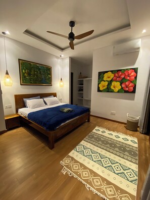 3 Schlafzimmer, Schreibtisch, Bügeleisen/Bügelbrett, WLAN