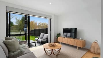 TV, offices
