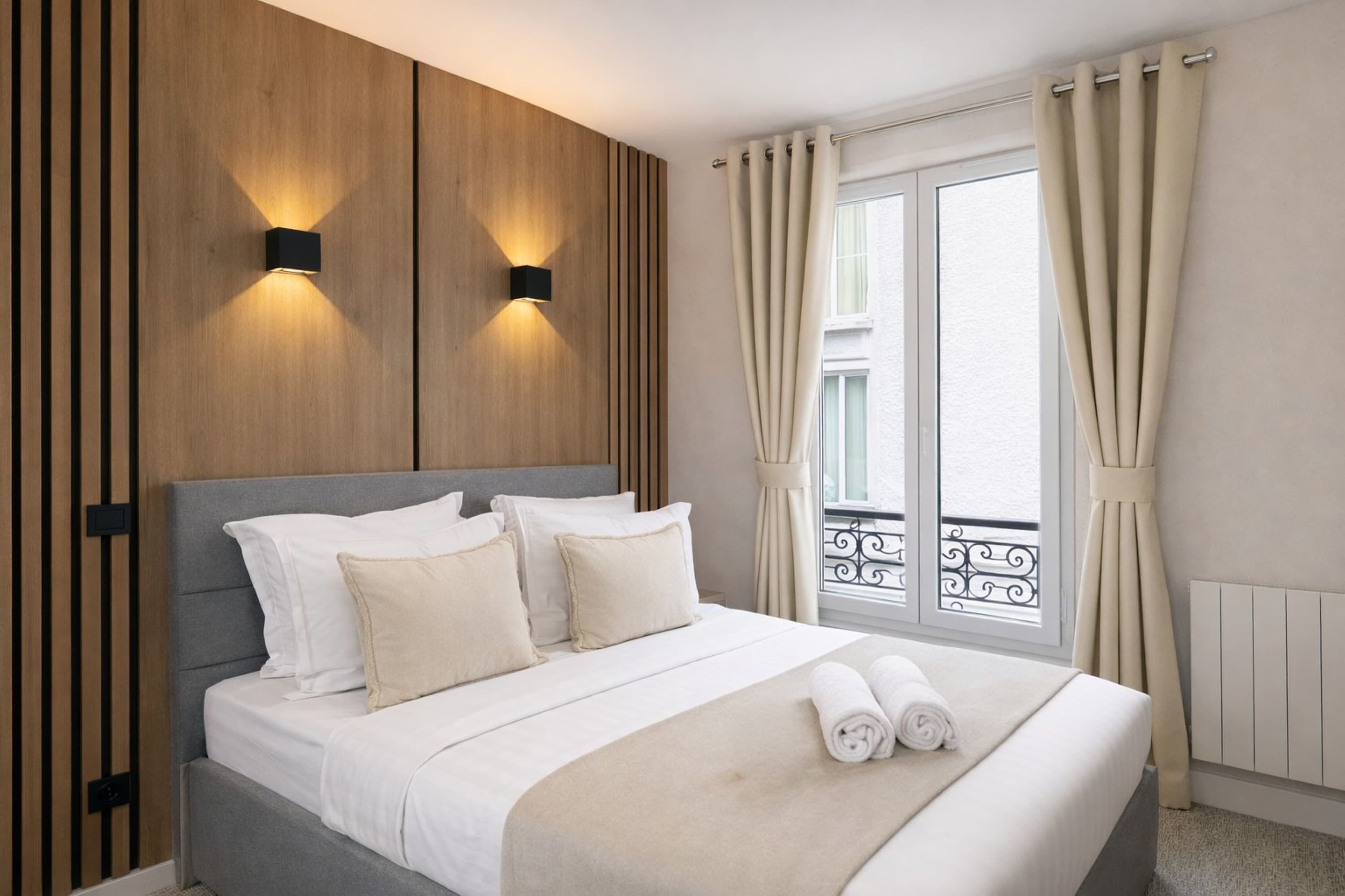 1 chambre, fer et planche à repasser, lit parapluie, Wi-Fi
