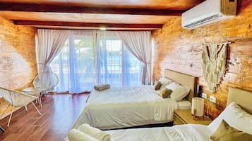 1 bedroom, in-room safe, free WiFi