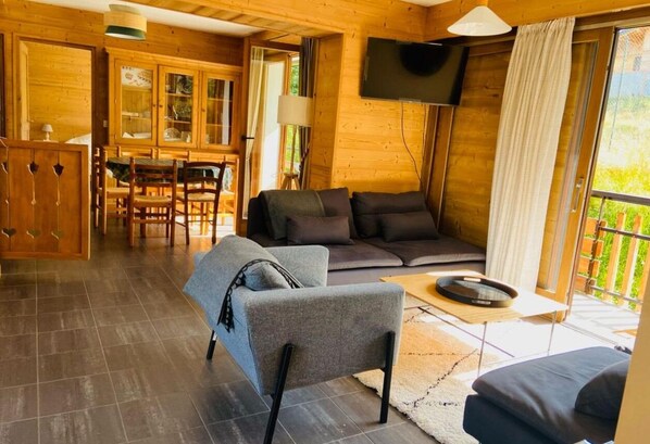 Living area - At the foot of the slopes, 200 m from the center (Les Gets)