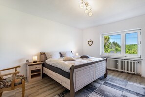 2 soverom og sengetøy