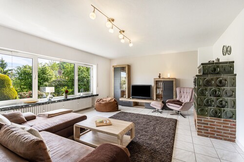 Ferienwohnung, Auszeit Sauerland' mit privater Terrasse und privatem Garten