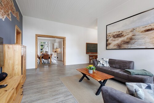 Ferienwohnung 'Reit- Und Ferienhof Alte Dorfschule' mit Terrasse und Wi-Fi