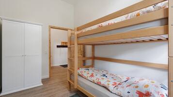 3 Schlafzimmer, Bügeleisen/Bügelbrett, kostenloses WLAN, Bettwäsche