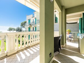 Outdoor dining - Casa al mare con bella vista by Interhome (Imperia)
