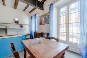 Dining - GuestHost - Lovely Retreat for 2 - 400 m far from Porta Nuova (Torino)