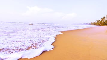 Surfing/boogie boarding