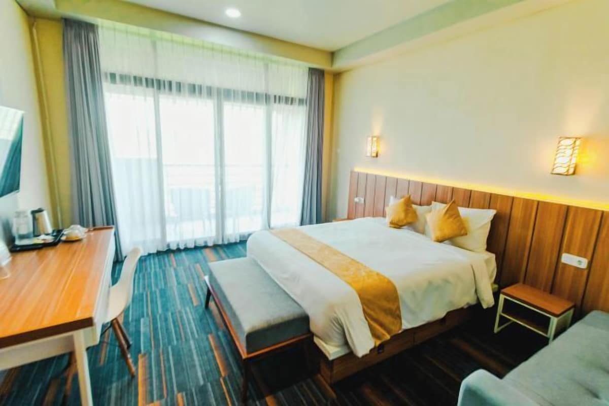 Minibar y ropa de cama