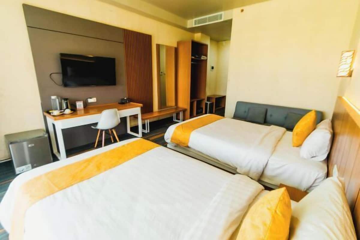 Minibar, bed sheets