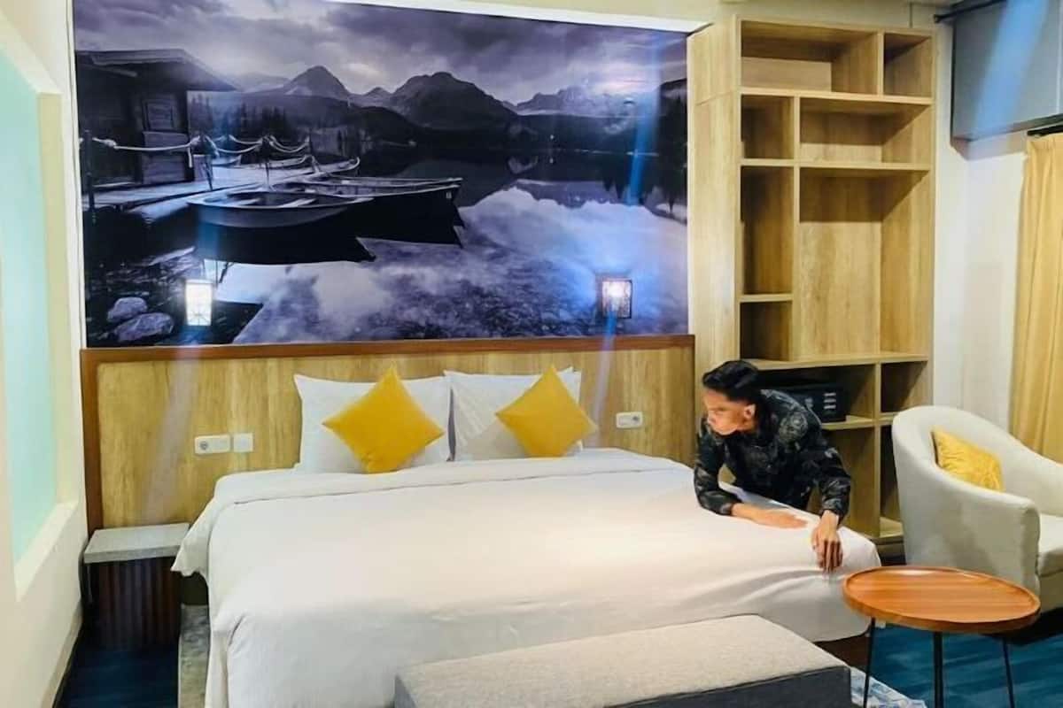 1 chambre, minibar, draps fournis