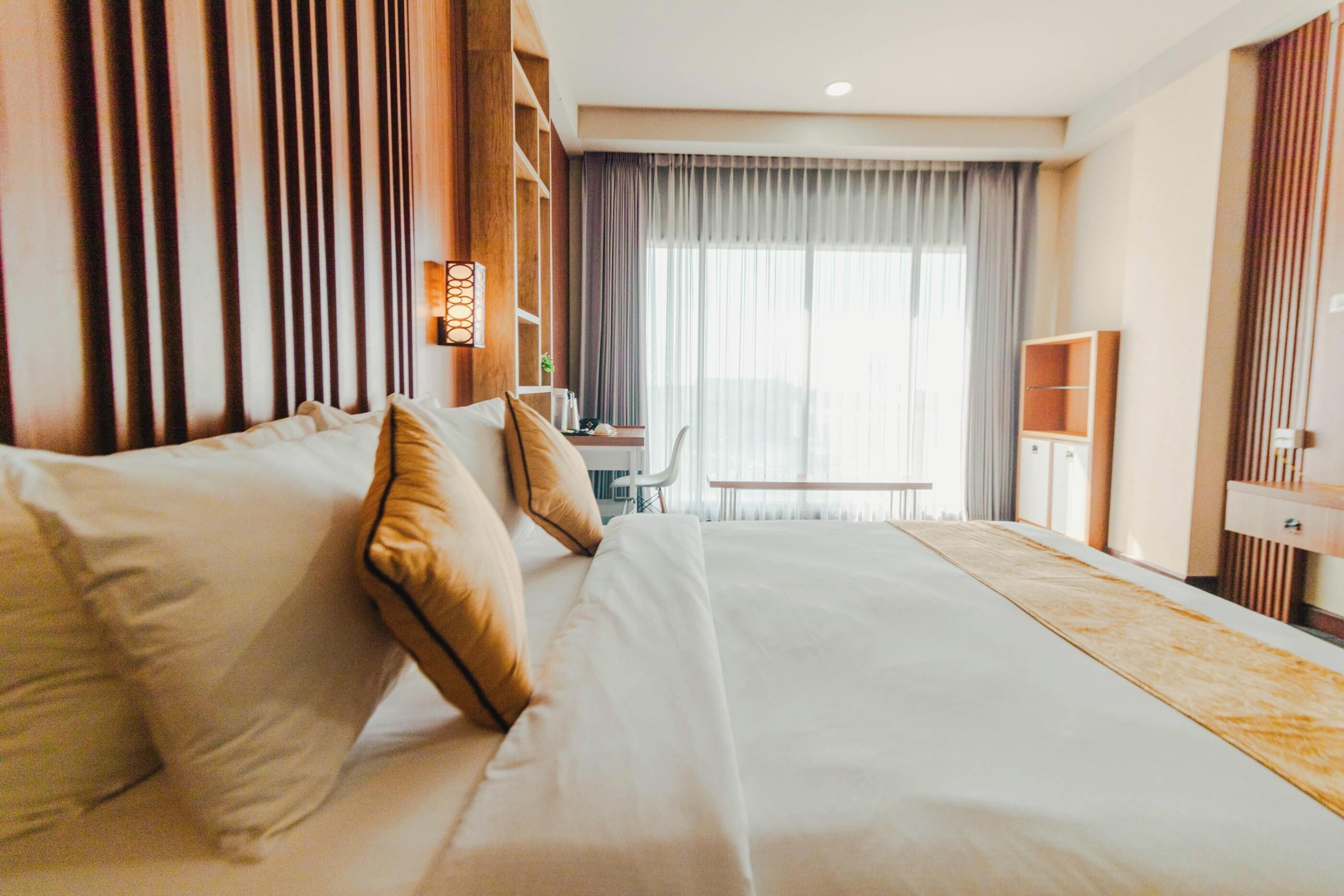 Minibar y ropa de cama 