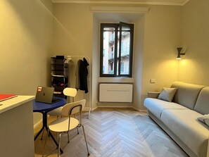 Living area - Design micro apartment in the Porta Venezia Design District (Milano)