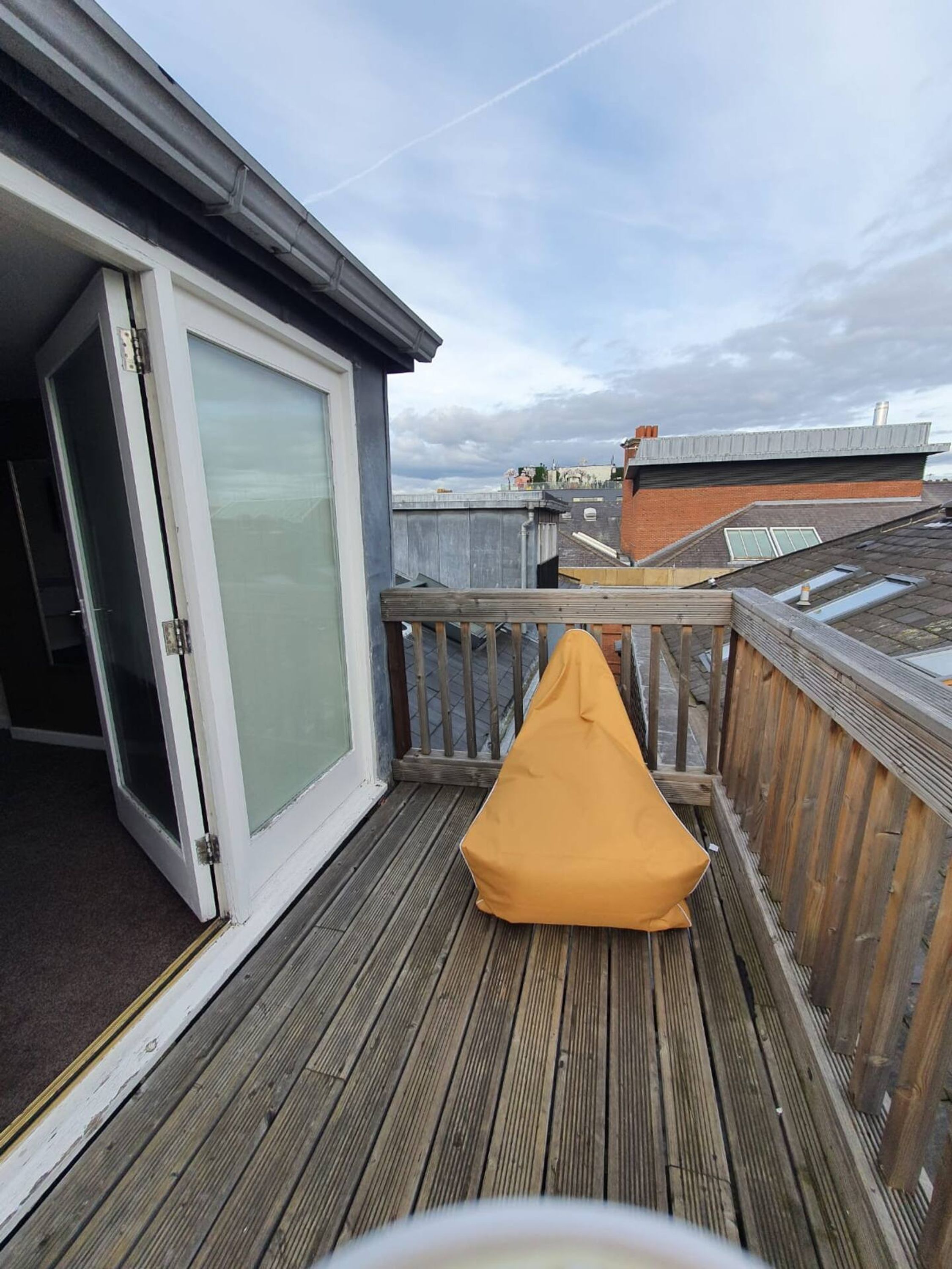 公寓 | 12 間睡房、隔音