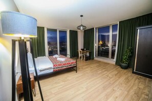 Soundproofing, free WiFi - Hotel Flower (Tbilisi)