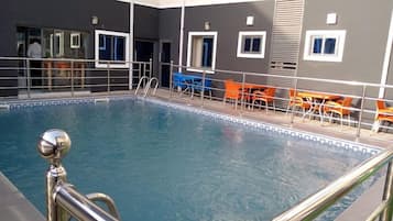 Piscina externa