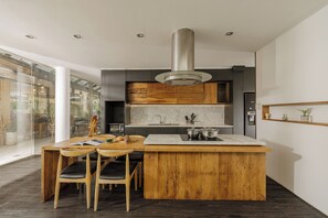 Villa, 4 Schlafzimmer, Parkblick | Eigene Küche | Mini-Kühlschrank, Küchenrolle