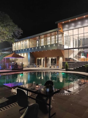 Pool - The Byke Shanti Villa  (Mahabaleshwar)