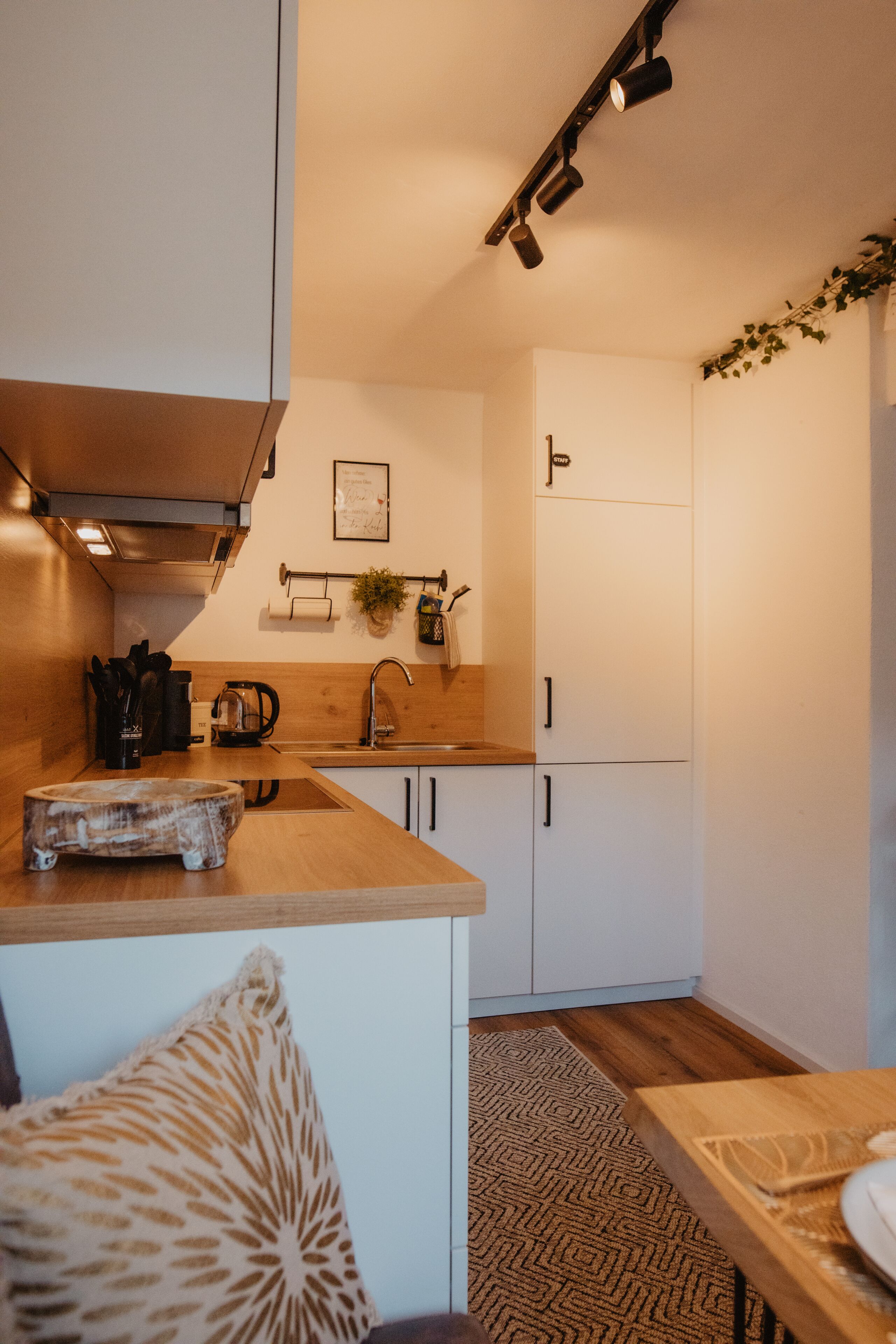 Réfrigérateur, four, plaque de cuisson, lave-vaisselle