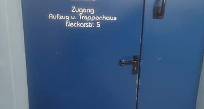 Einzigartige Wohnung im Hundertwasserhaus im Zentrum von Plochingen
